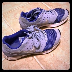 ** BUNDLE 3/$10!! Girls Nike